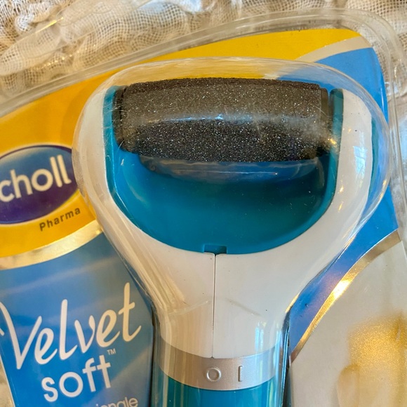 Battery Powered Foot File Smoother Callus Remover Automatic Pedicure Tool New - Picture 4 of 6